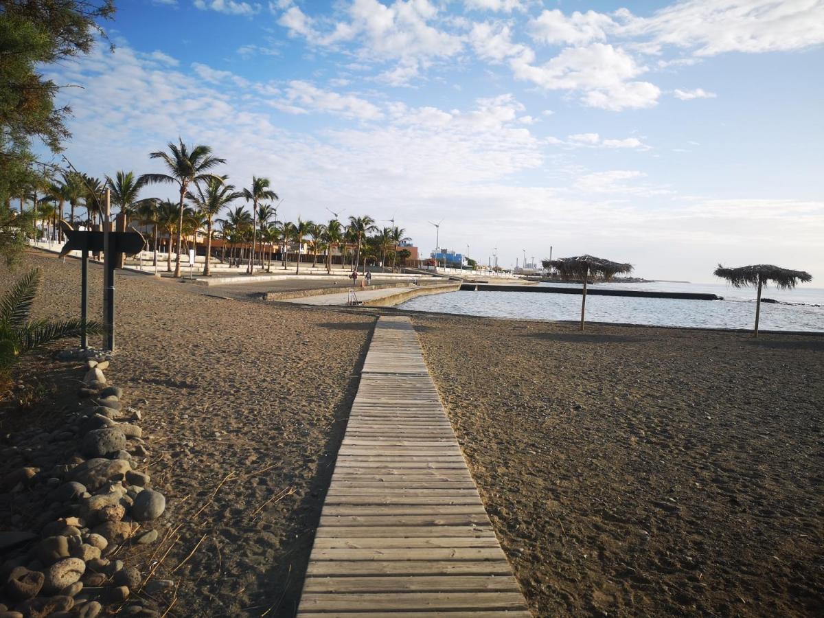 Modern House With 2 Bedrooms Near The Beach Castillo del Romeral Eksteriør billede