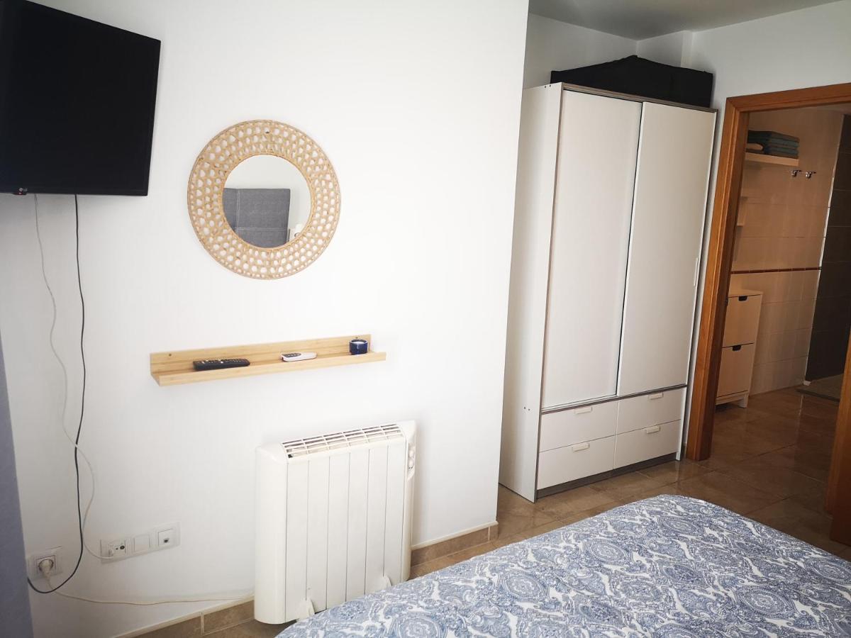 Modern House With 2 Bedrooms Near The Beach Castillo del Romeral Eksteriør billede
