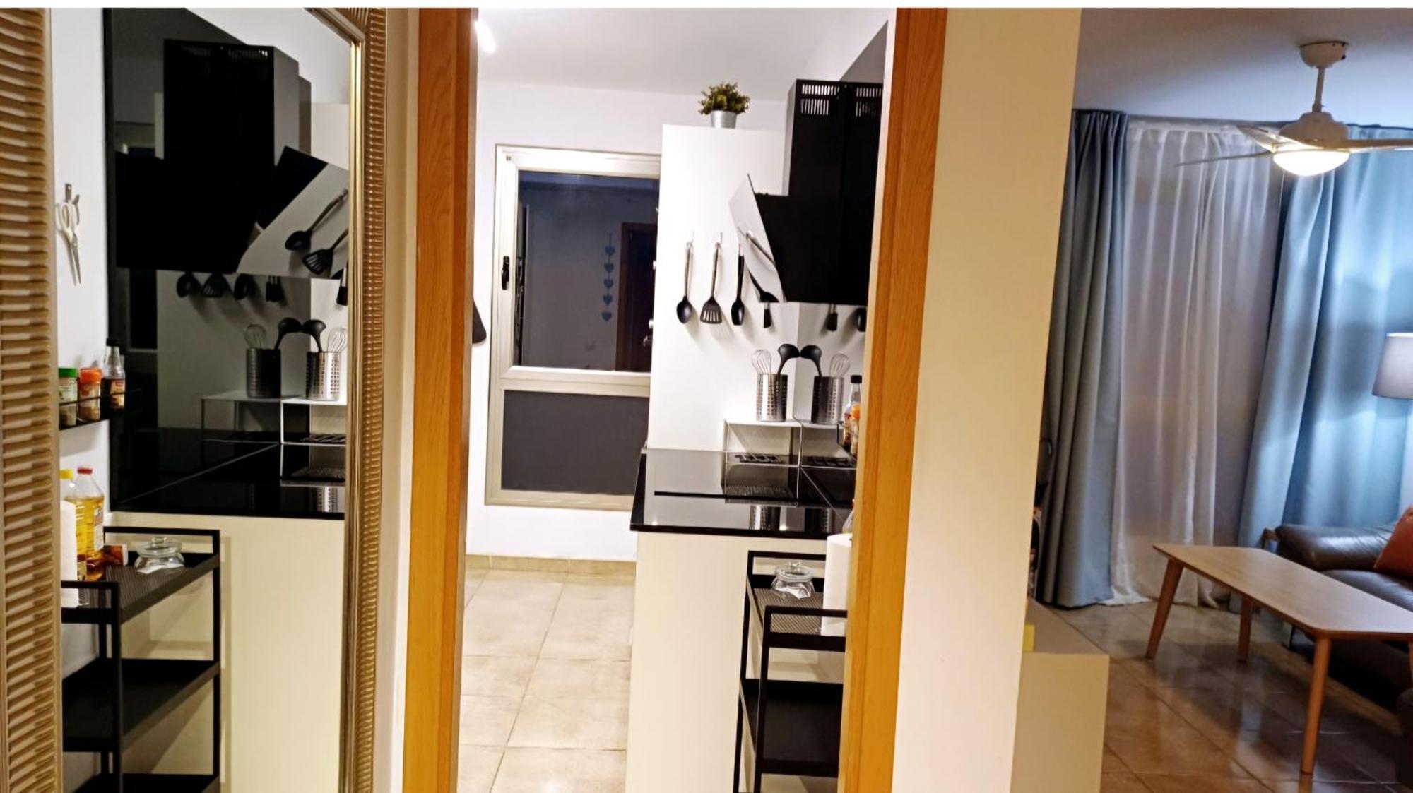 Modern House With 2 Bedrooms Near The Beach Castillo del Romeral Eksteriør billede