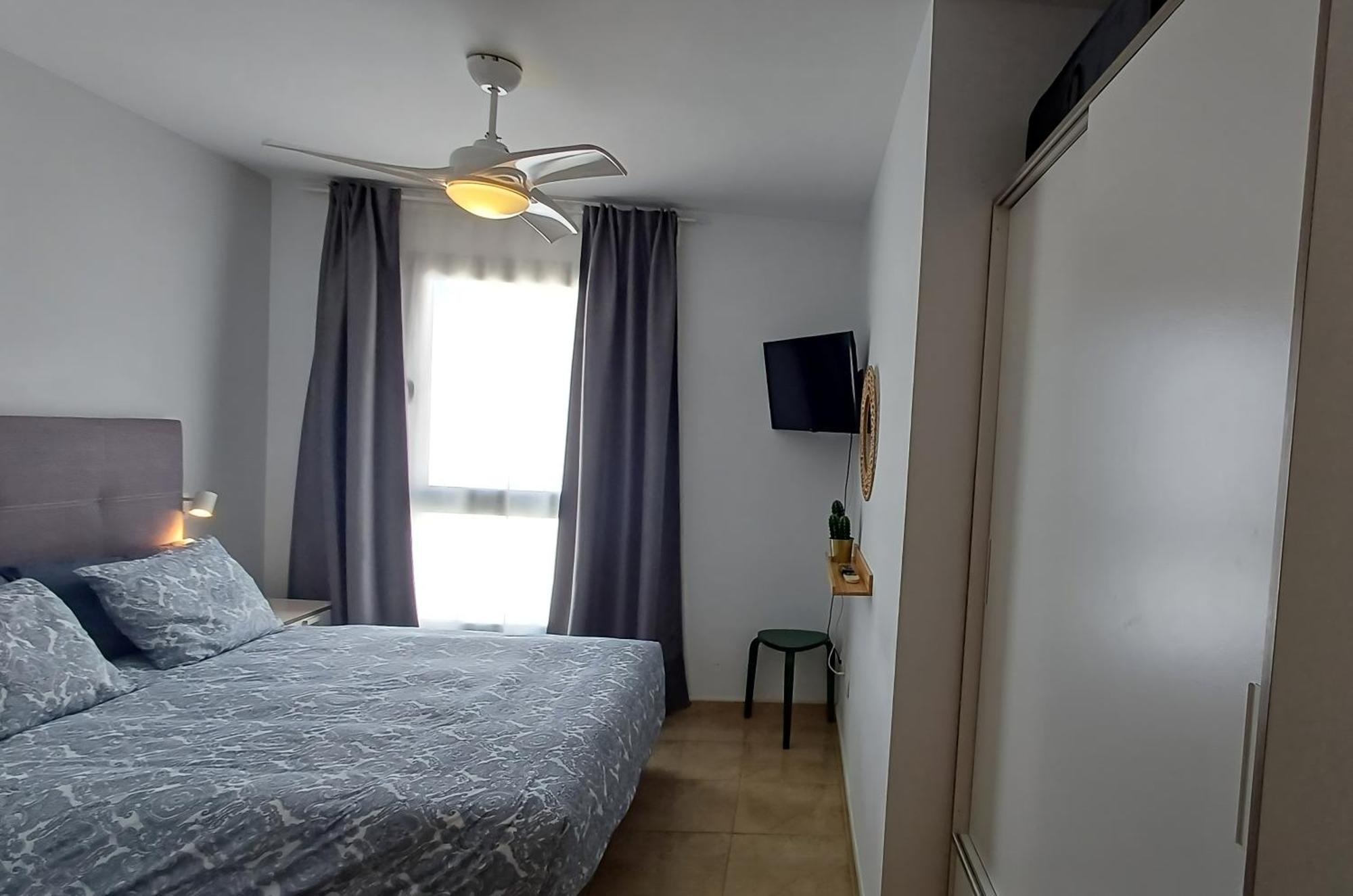 Modern House With 2 Bedrooms Near The Beach Castillo del Romeral Eksteriør billede